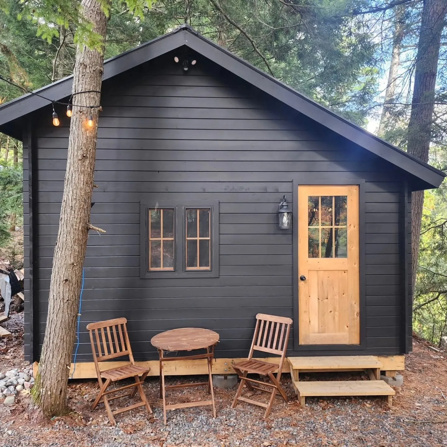 Exterior finishing on a cottage home